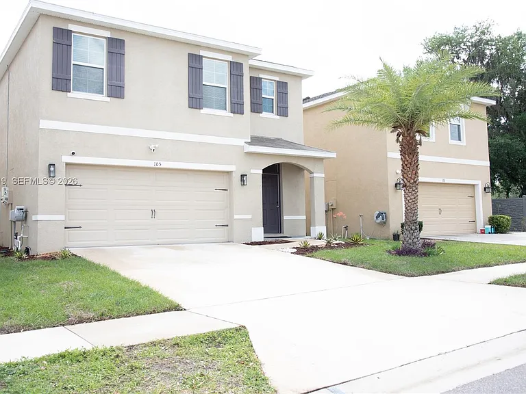 105 Lacewing Pl — Photo 2