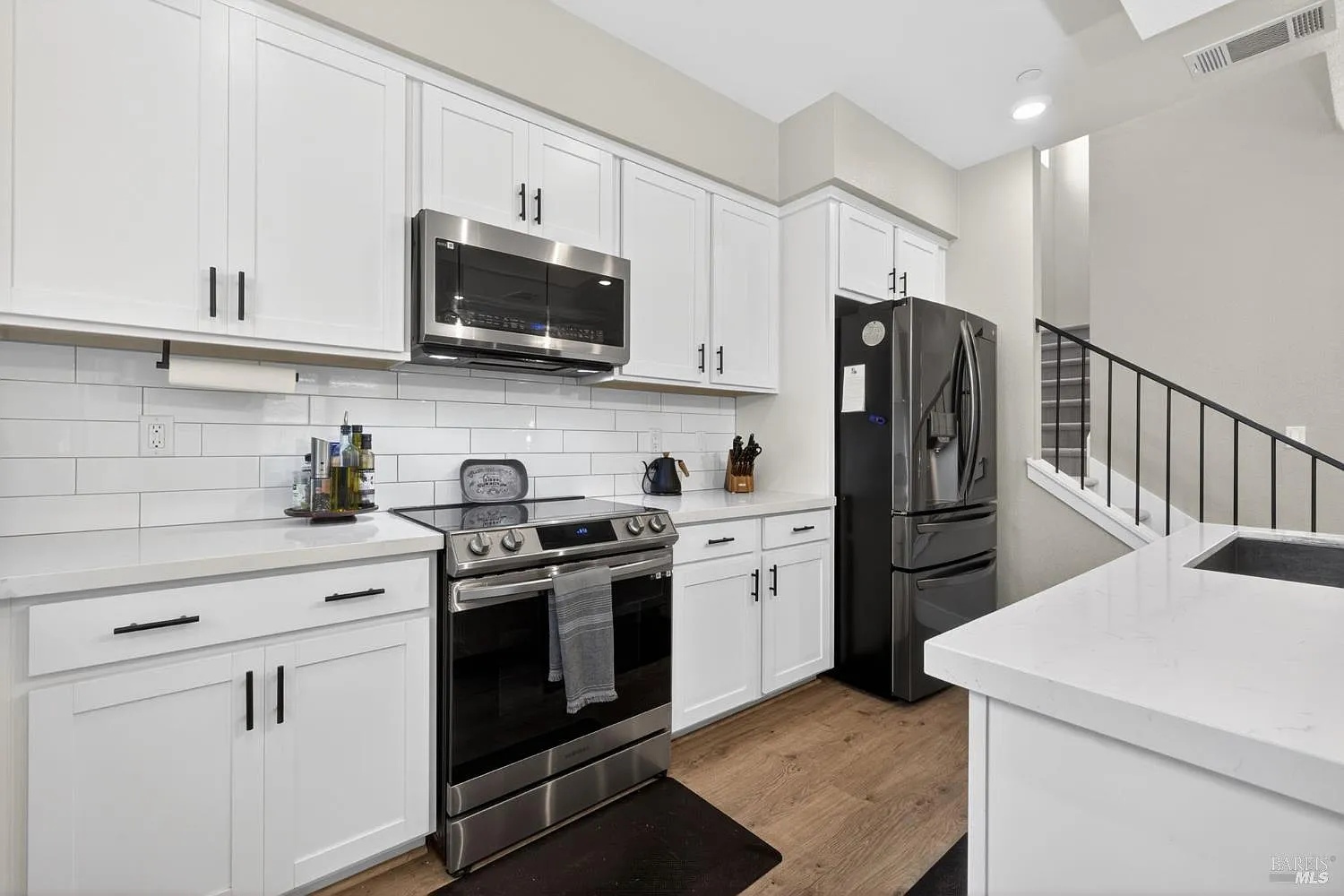 2215 - 2217 Versaro Drive - Photo 8