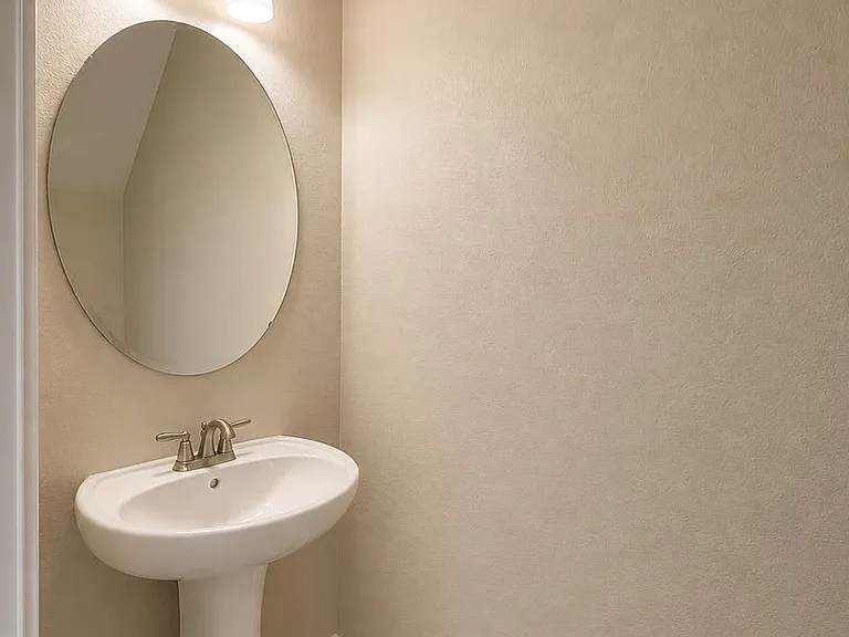 93 Zamora Pl — Photo 3
