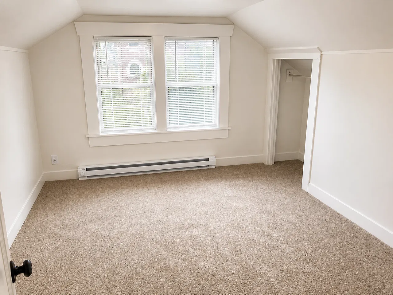 2 bed, 725 sqft, $1,295 — Photo 3