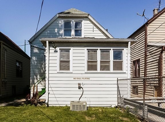 5th image of 4345 N Cicero Ave