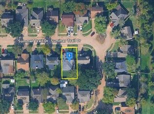8015 Summer Trail Dr, Houston, TX 77040