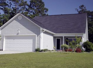 103 Mooney Ct, Hampstead, NC 28443
