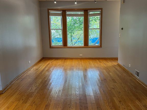 5th image of 1419 W Sunnyside Ave #2
