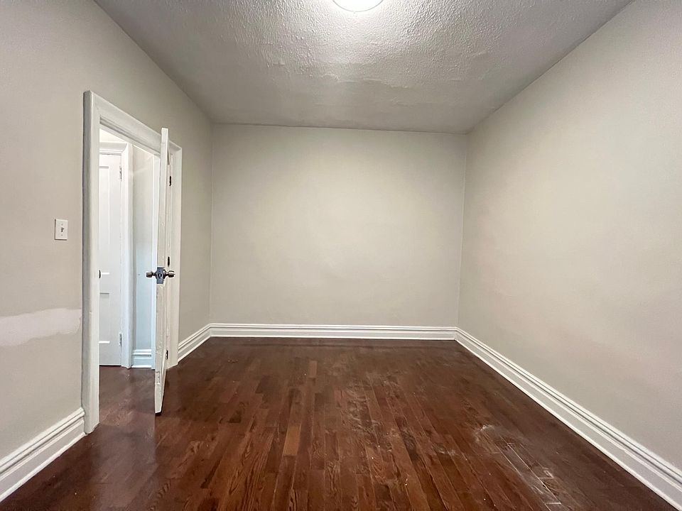 2nd image of 18 Kensington Ave APT 1F