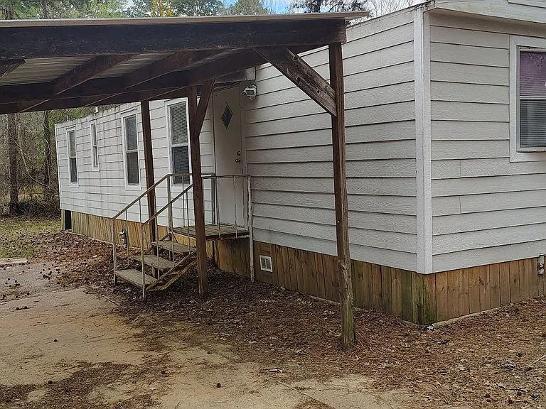 101 Hanson Circle — Photo 1