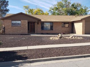 1550 Candlelight Dr, Las Cruces, NM 88011