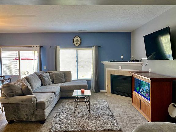 2nd image of 2446 Elderberry Ct