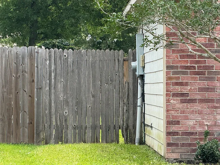 4818 Comal River Loop — Photo 40