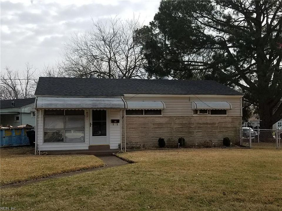 1st image of 417 Cabot St