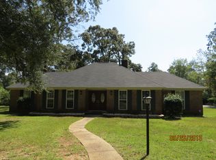 136 Gillis Dr, Crestview, FL 32536