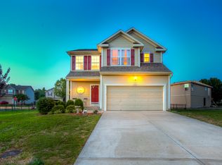 11511 E 207th St, Peculiar, MO 64078