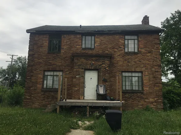 14205 Strathmoor St, Detroit, MI 48227