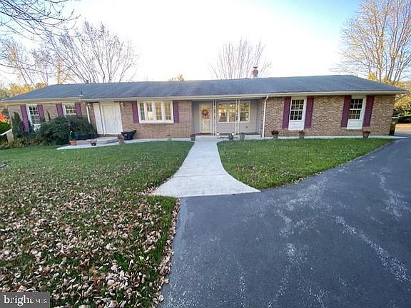 4th image of 2300 Beren Ln