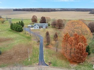 11492 Mossy Cup Ln, Athens, IL 62613