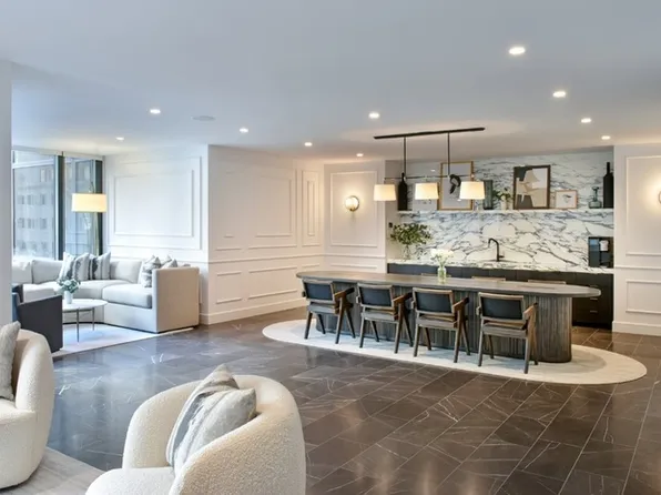 721 5th Avenue 30-H image 3 of 8