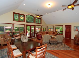 41 Glenacom Rd, Mahopac, NY 10541