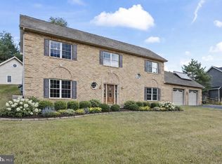 7304 Sandy Hollow Rd, Harrisburg, PA 17112