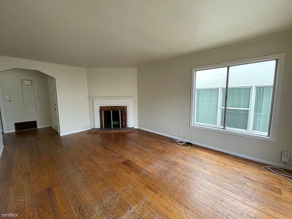 3rd image of 2388 16th Ave #2388