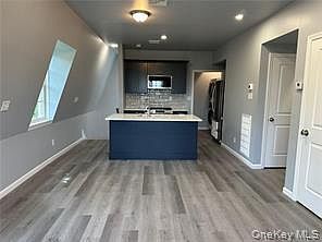 1st image of 58 Prospect St