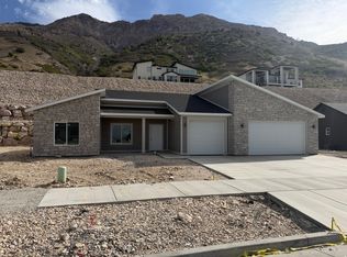 3040 N Mountain Rd #216, North Ogden, UT 84414