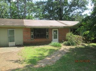 121 Melody Ln, Americus, GA 31719