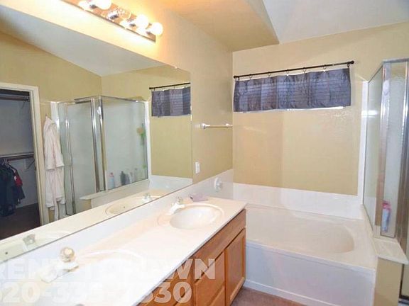 4th image of 2571 W Bluffs Peak Ct
