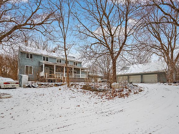 2nd image of 19670 Excelsior Blvd