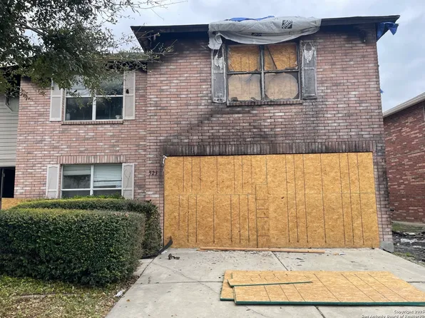 523 Las Puertas, San Antonio, TX 78245