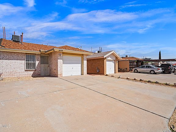 3rd image of 5759 Sean Haggerty Dr #B