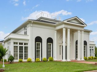 8 Twelve Oaks Pl, Madison, MS 39110