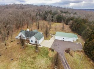 1192 Branch Rd, Bland, MO 65014