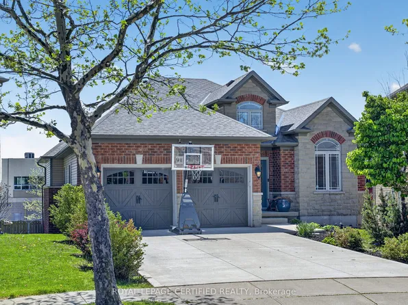 91 Candlewood Dr, Hamilton, ON L8J 0A3