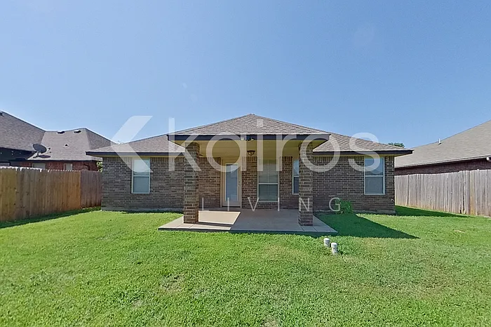 10613 SW 36th St — Photo 17