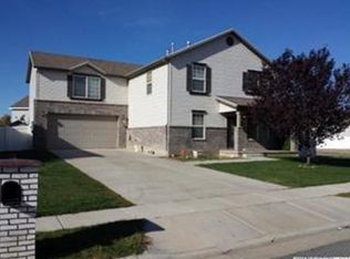 2016 S 875 E, Clearfield, UT 84015