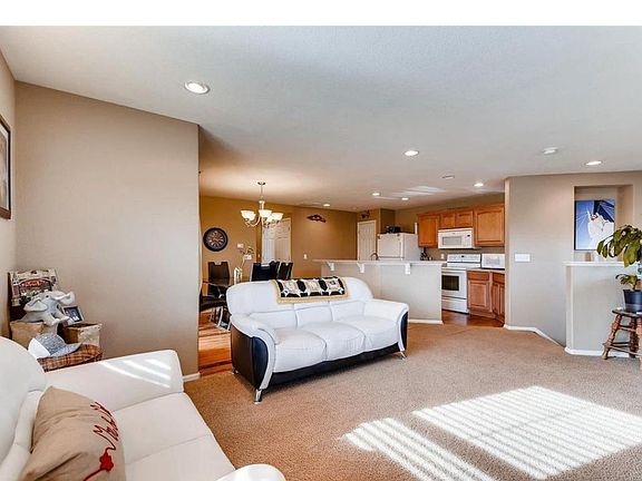 4th image of 11966 Oak Hill Way