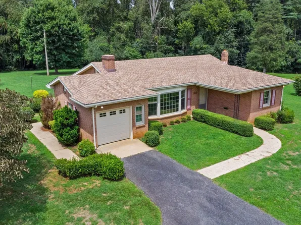 1134 Rice Ln, Big Island, VA 24526