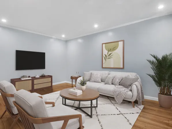 47-18 Skillman Avenue image 13 of 15