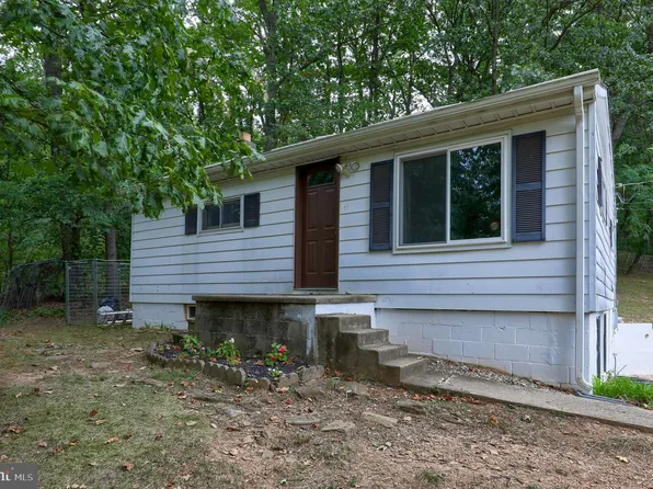 295 Taylor Rd, York, PA 17406