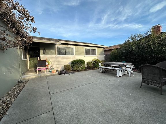 Enclosed Front Patio