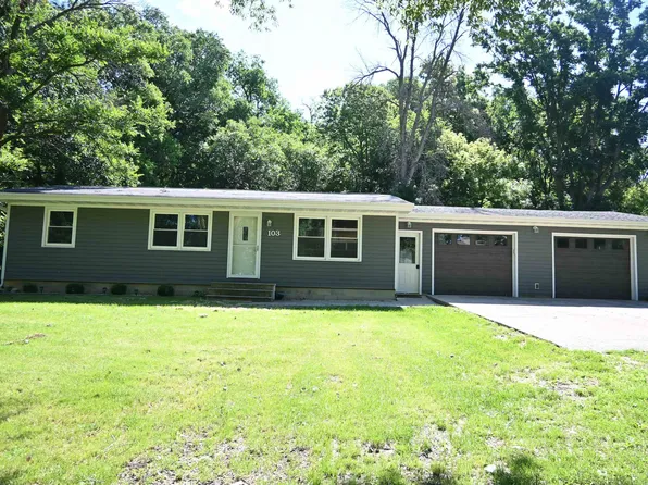 103 Walnut St, Sioux Rapids, IA 50585