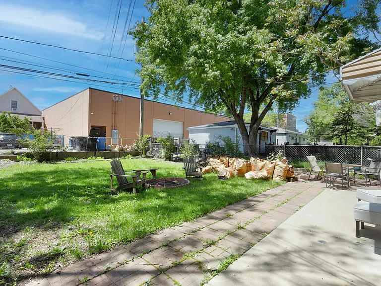 3846 N Troy St #1 — Photo 9