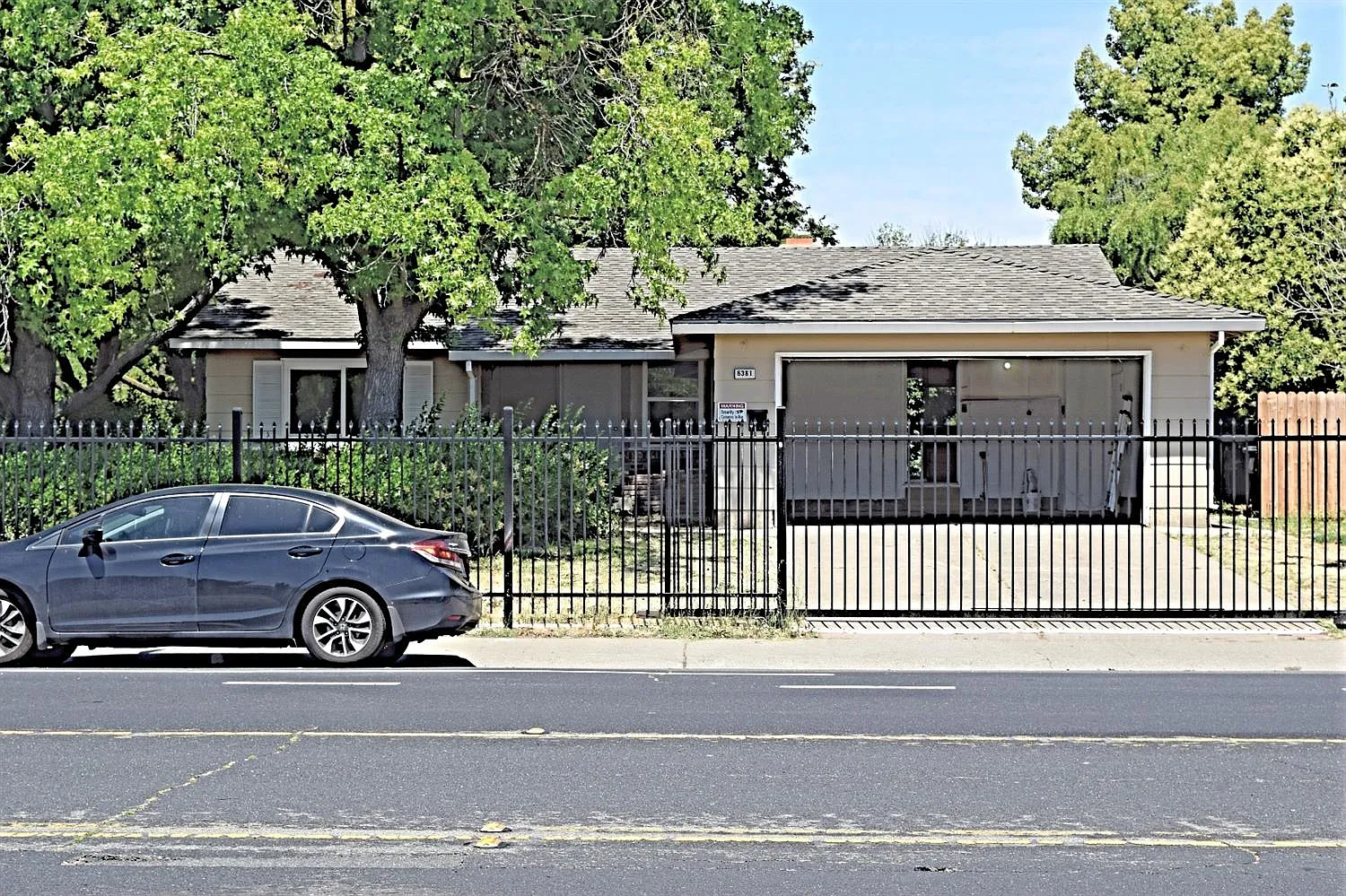 6381 Valley Hi Dr photo 1