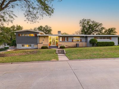 30 Crestview Dr, Salina, KS, 67401