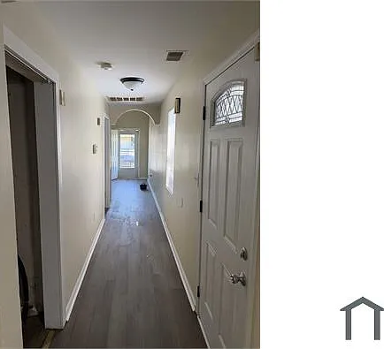 2700 Greenwood Ave — Photo 3