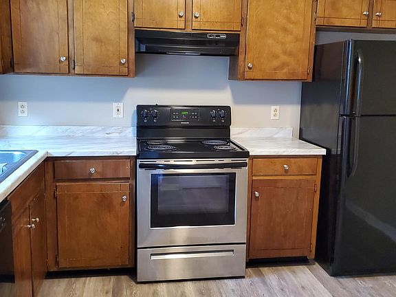 2nd image of 3009 Mossdale Dr
