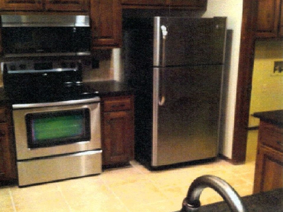 New Granite & Stainless 