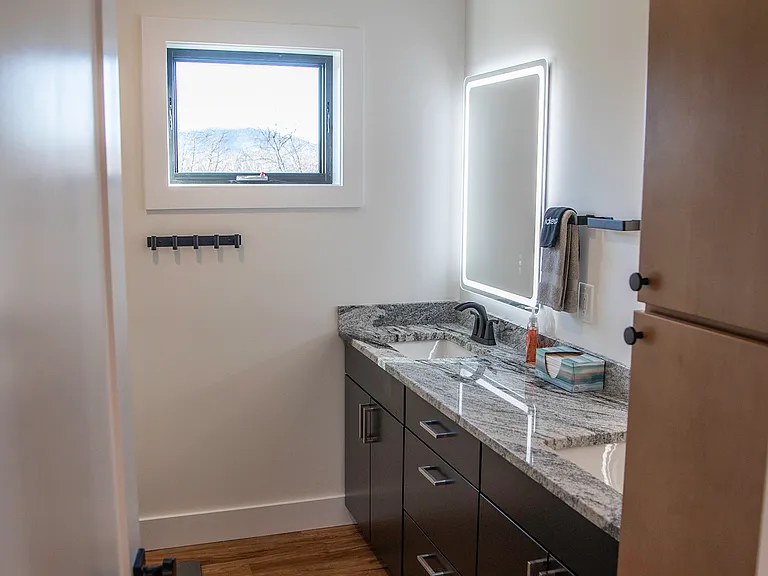 2390 Guinea Mountain Rd — Photo 2