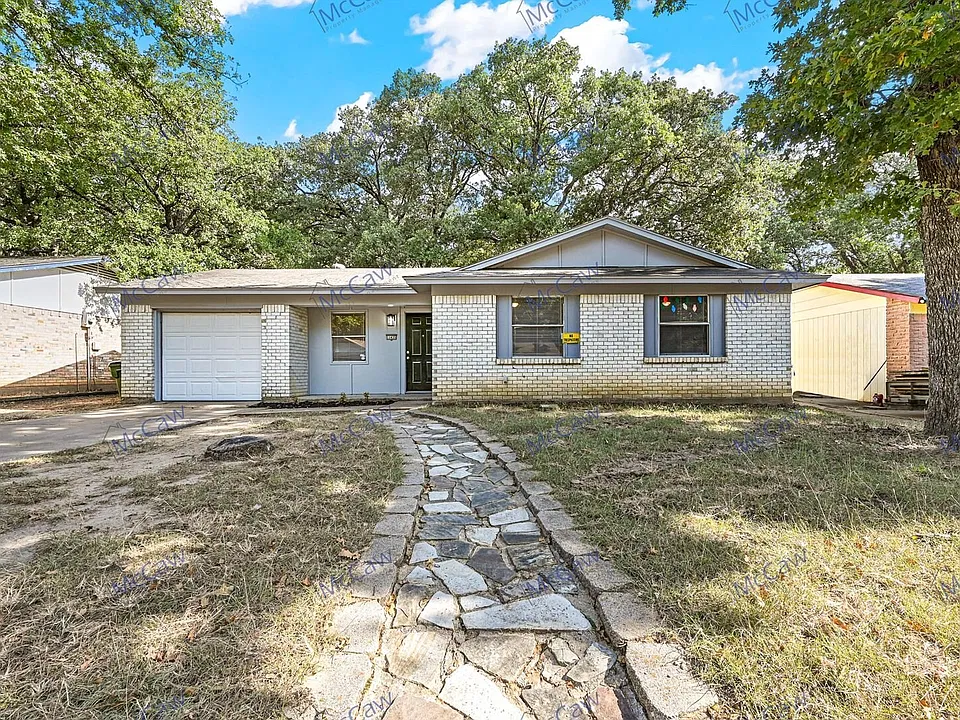11435 Small Dr
