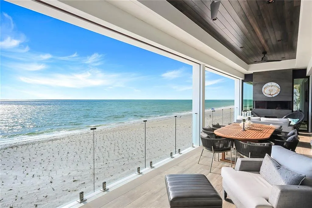 4 bed, 5.5 bath, 6300 sqft, $100,000 — Photo 4